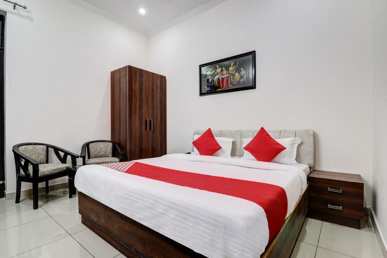 Oyo 38208 Hotel Prakash Kunj Lucknow Eksteriør bilde
