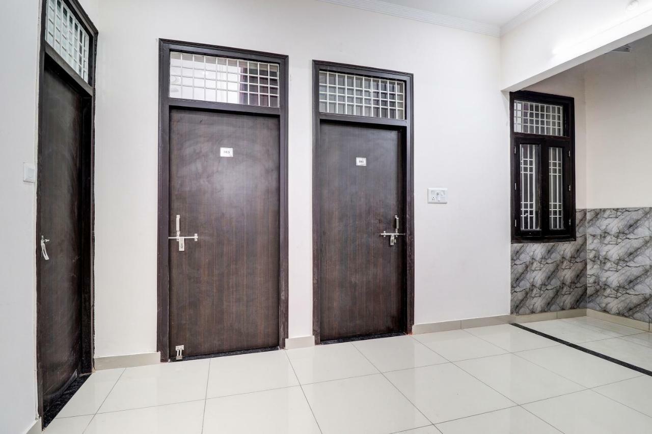 Oyo 38208 Hotel Prakash Kunj Lucknow Eksteriør bilde