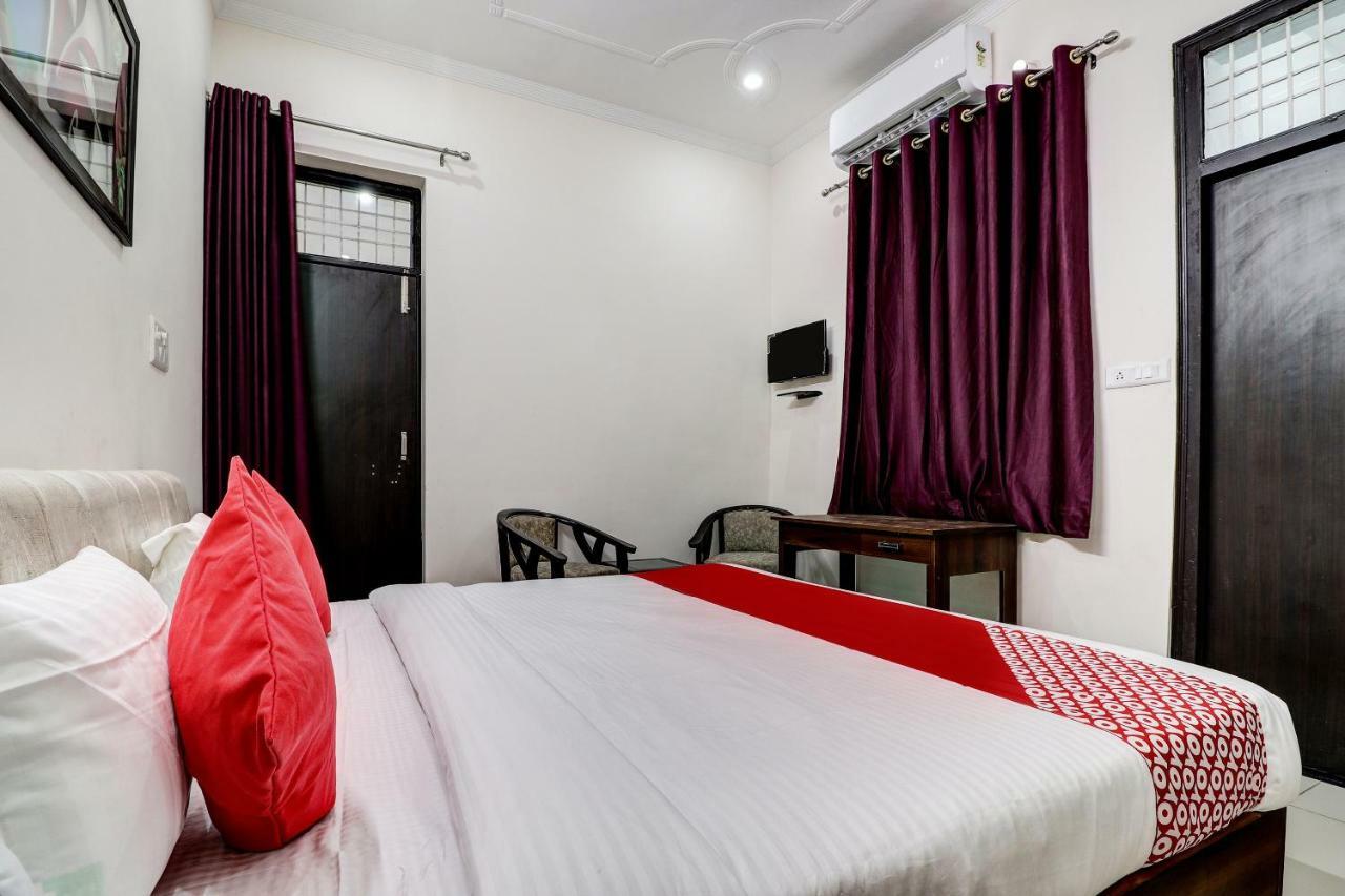 Oyo 38208 Hotel Prakash Kunj Lucknow Eksteriør bilde