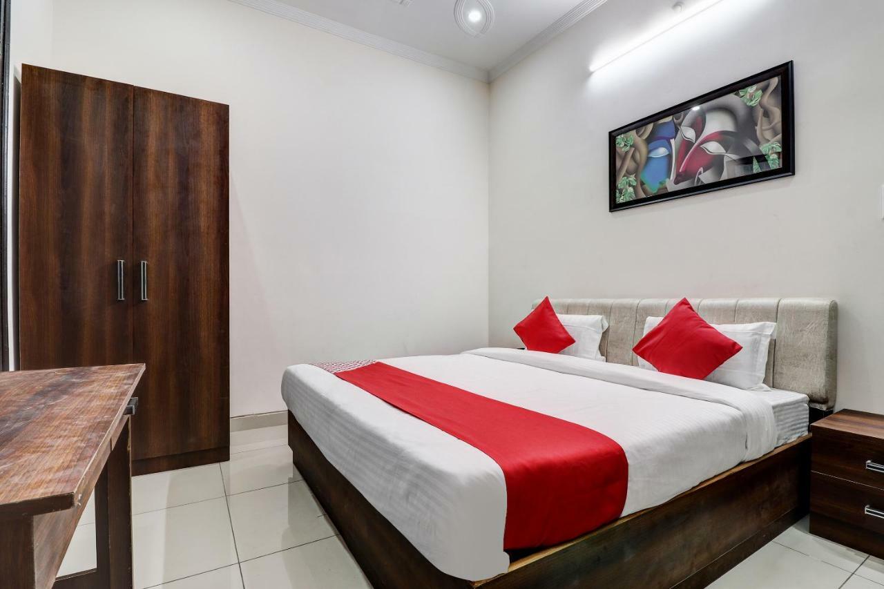 Oyo 38208 Hotel Prakash Kunj Lucknow Eksteriør bilde