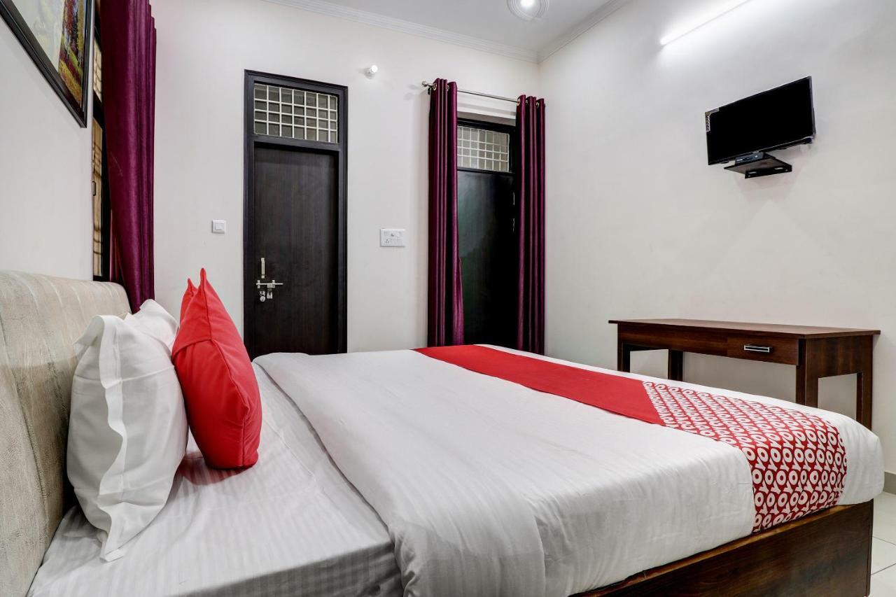 Oyo 38208 Hotel Prakash Kunj Lucknow Eksteriør bilde