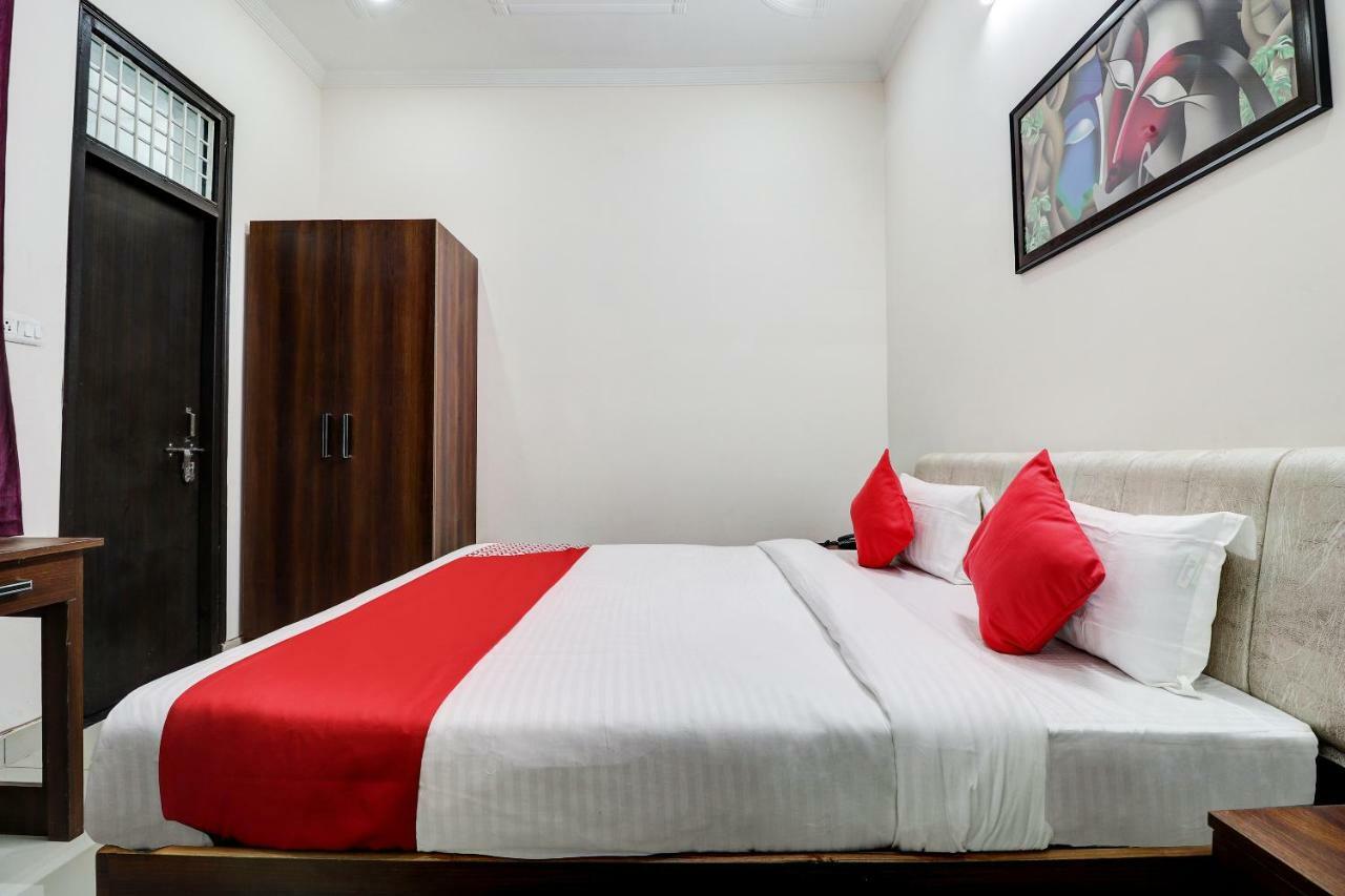 Oyo 38208 Hotel Prakash Kunj Lucknow Eksteriør bilde
