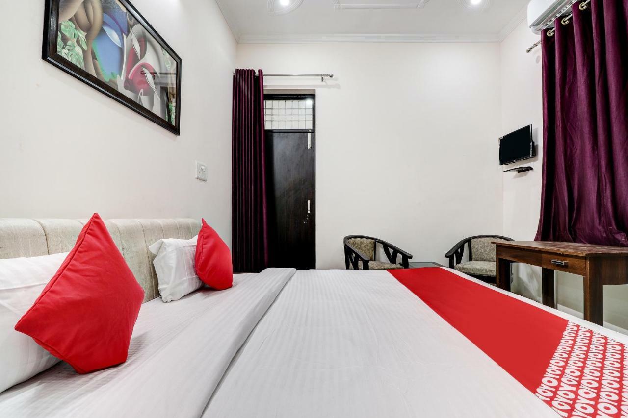 Oyo 38208 Hotel Prakash Kunj Lucknow Eksteriør bilde